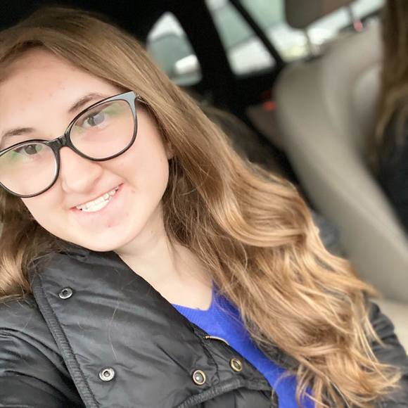 Meet your Posher, Emma - Picture 1 of 1